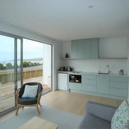 Seascape Accommodation Kaka Point Exterior photo